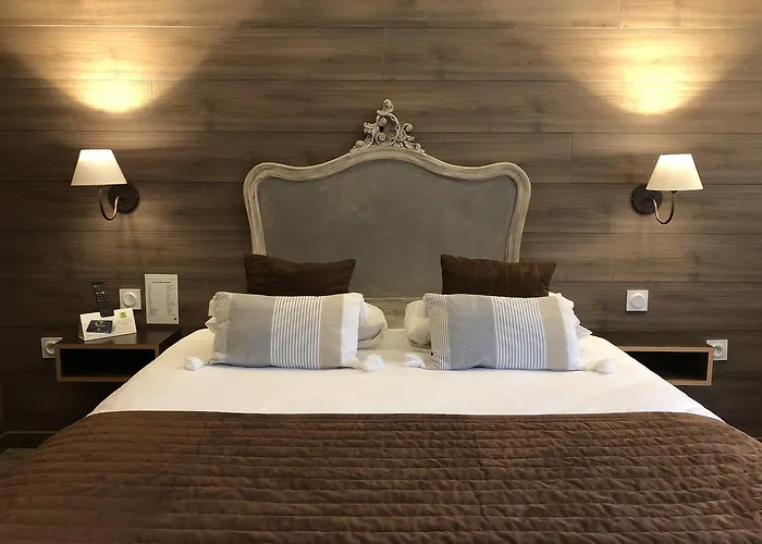 Hotel Logis Burnichon