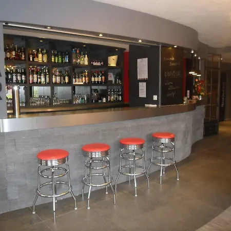 Hotel Logis Burnichon